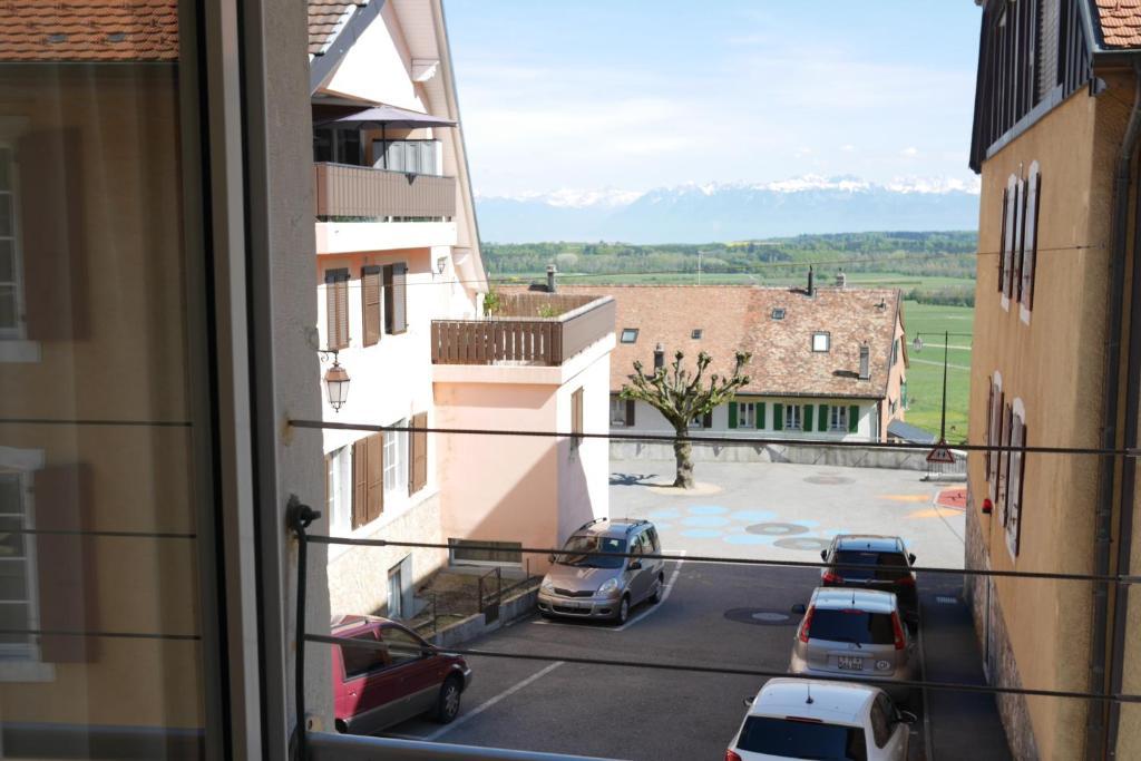 Auberge Aux Deux Sapins Montricher Rum bild